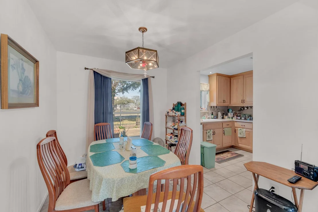 Photo of 3201 Foster LN