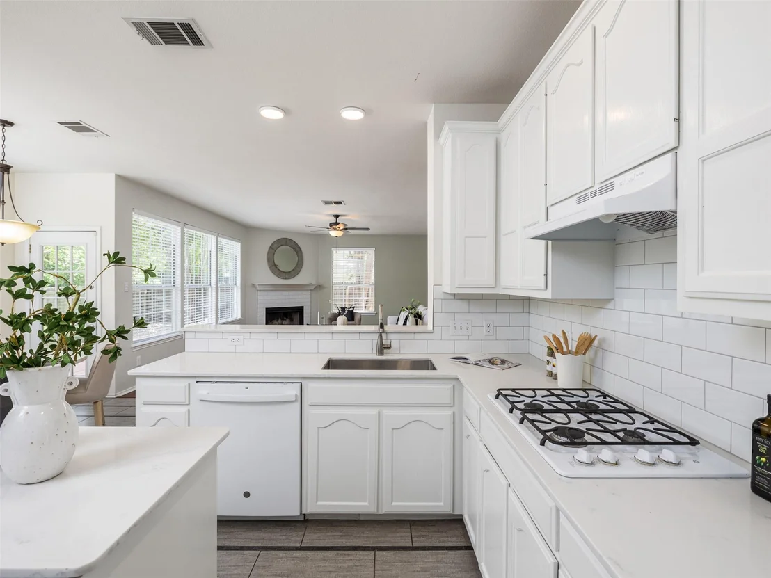 Photo of 12804 Schleicher TRL