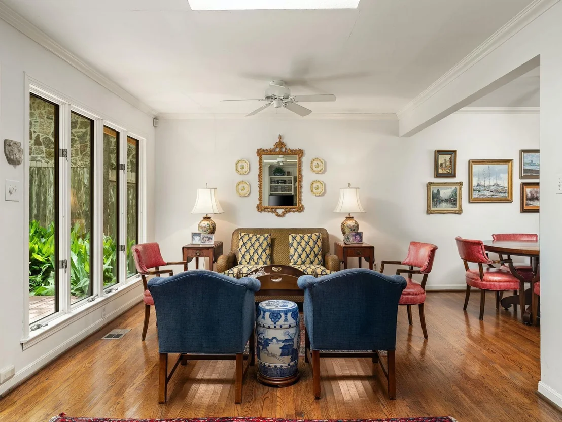 Photo of 2205 Scenic DR