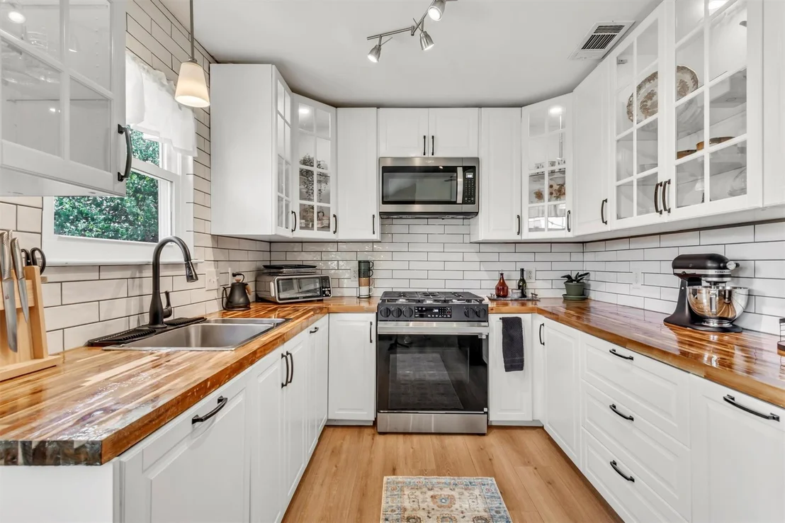 Photo of 206 Quail CIR
