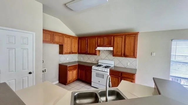 Photo of 1616 Bowerton DR