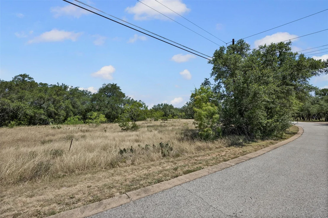 Photo of 2616 Fall Creek Estates DR
