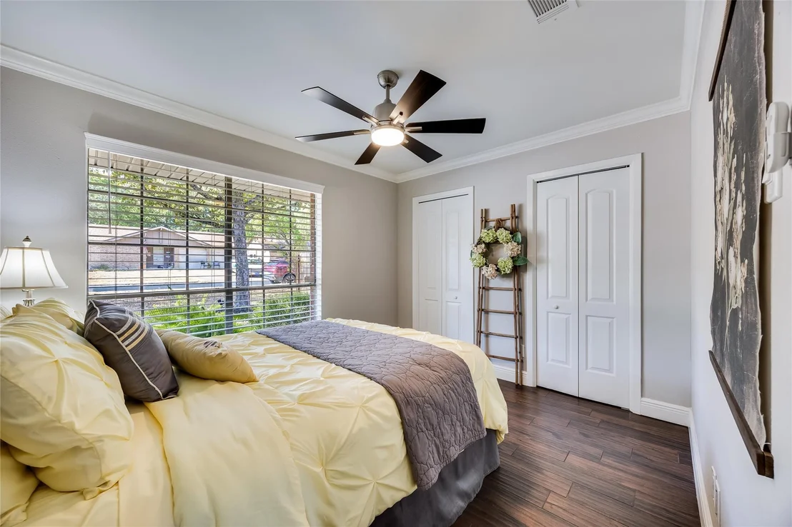 Photo of 10103 Oak Hollow CIR