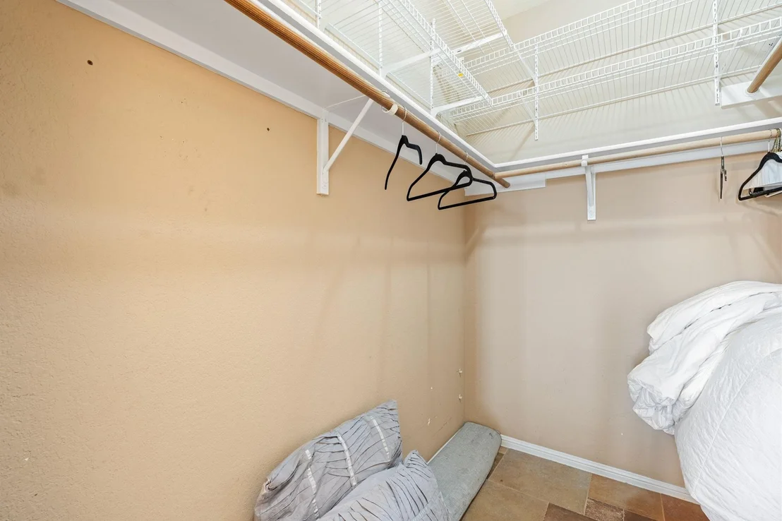 Photo of Unit 3213 at 3404 American DR