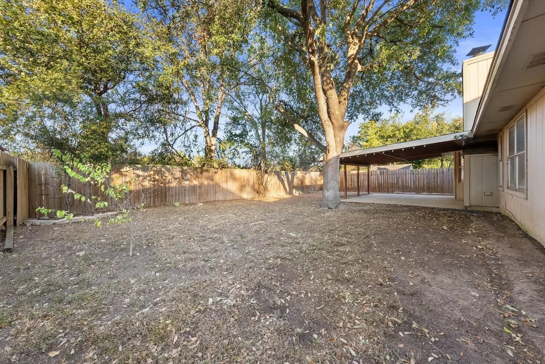 Photo of 9326 Lightwood LOOP
