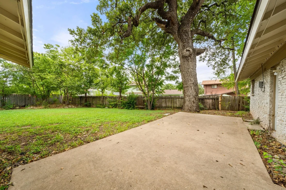 Photo of 2115 Gaston Place DR