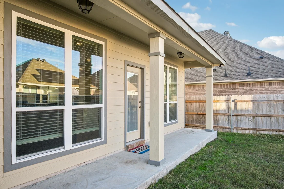 Photo of 6913 McGregor LOOP
