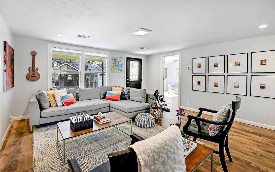Photo of 1318 Contour DR