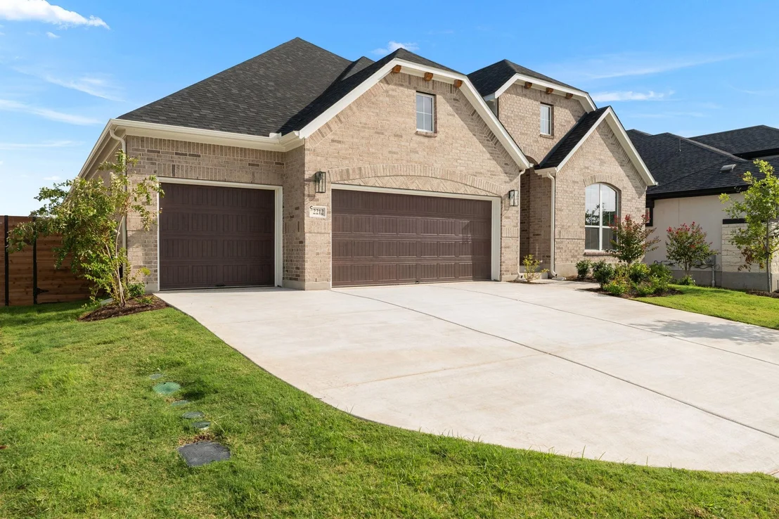 Photo of 2212 Tobiano TRCE