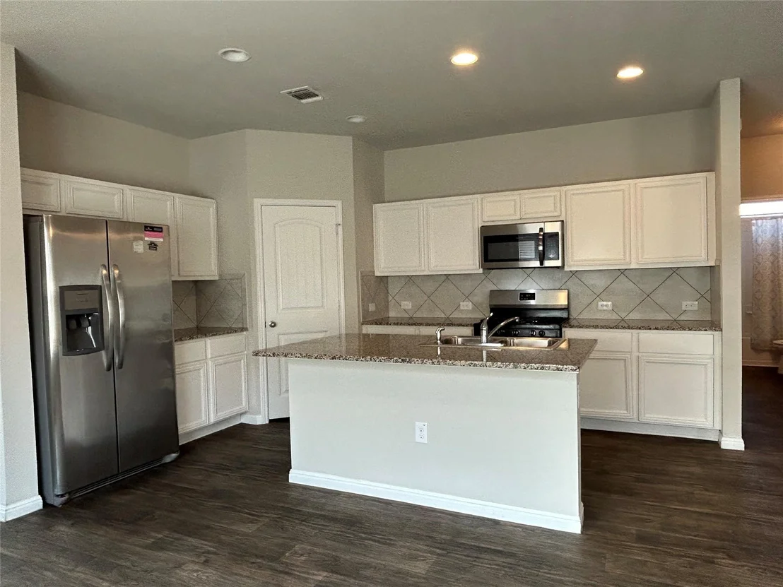 Photo of 3501 Blazeby DR