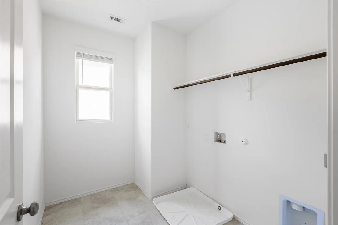 Photo of 1203 Diggy DR