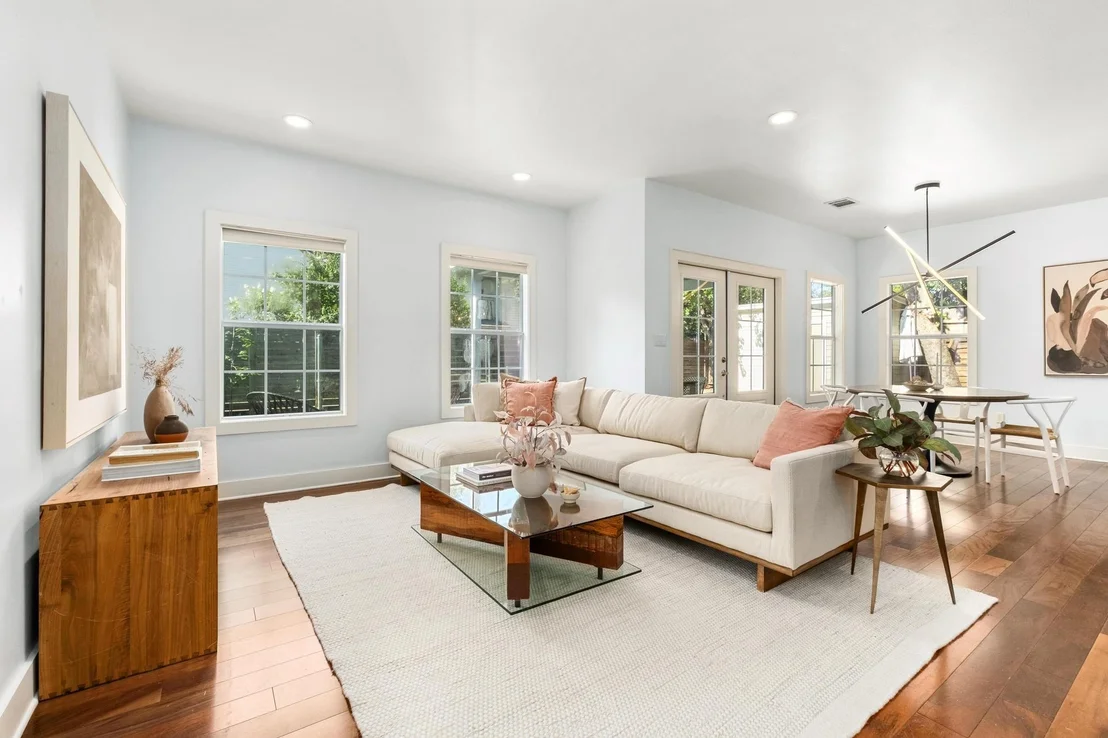 Photo of 3612 Oakmont BLVD