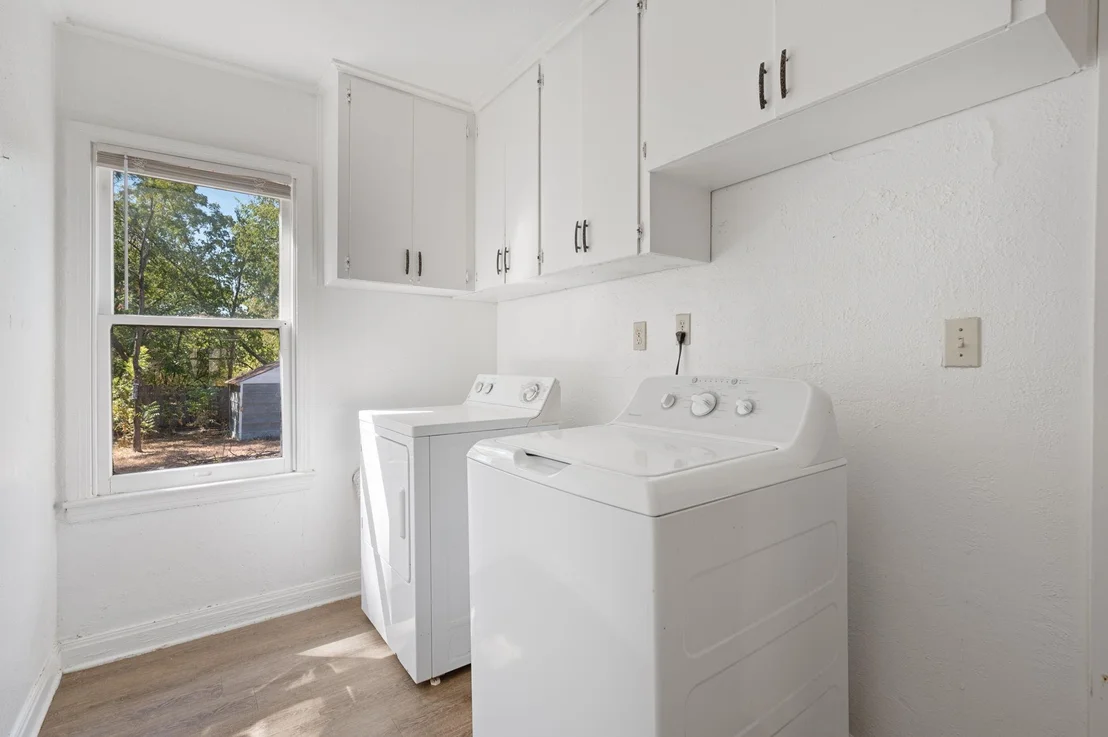 Photo of 511 W Odell ST