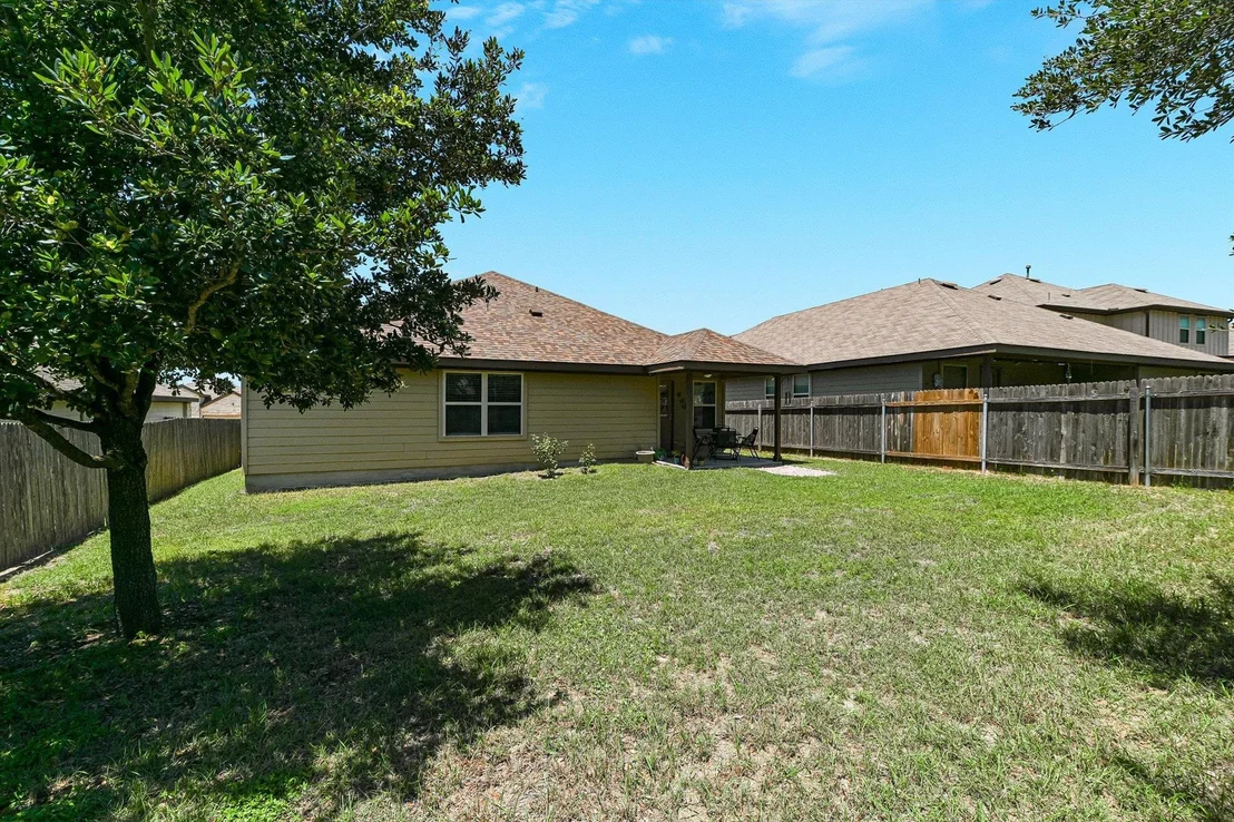 Photo of 536 Dragon Ridge RD