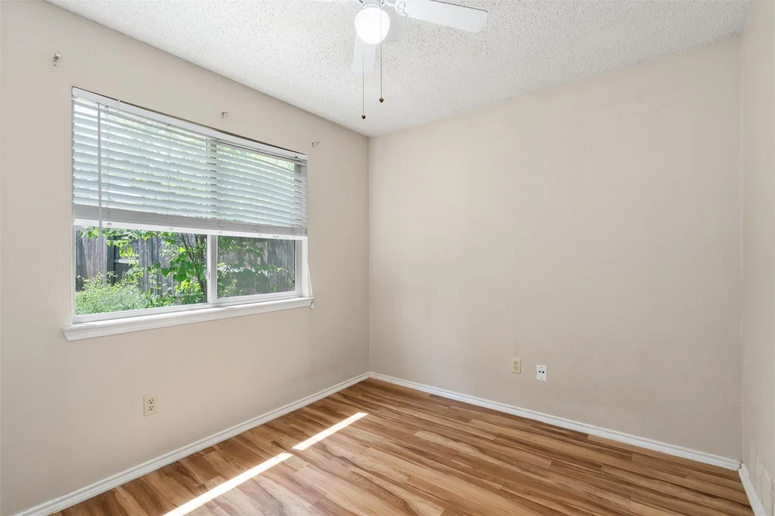 Photo of 840 Eagles WAY