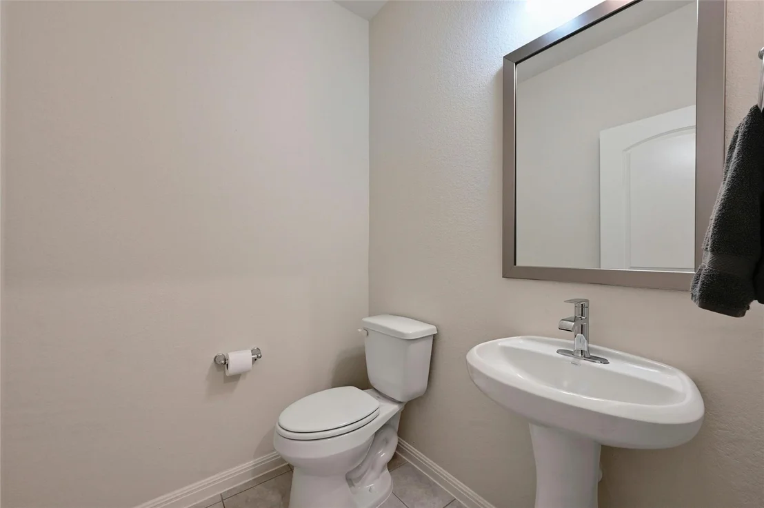 Photo of 468 Purple Heart DR