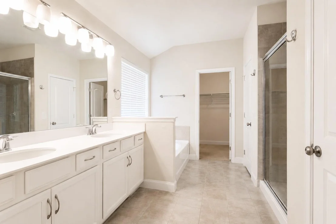 Photo of 7501 Lombardy LOOP