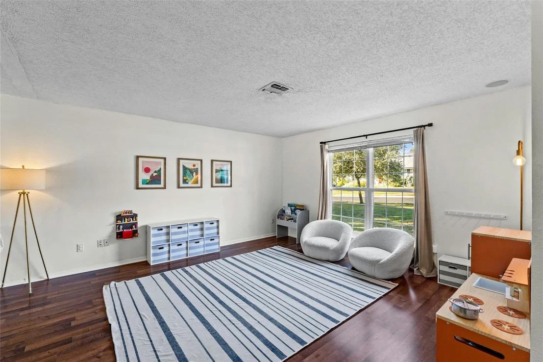 Photo of 1010 Huntridge DR
