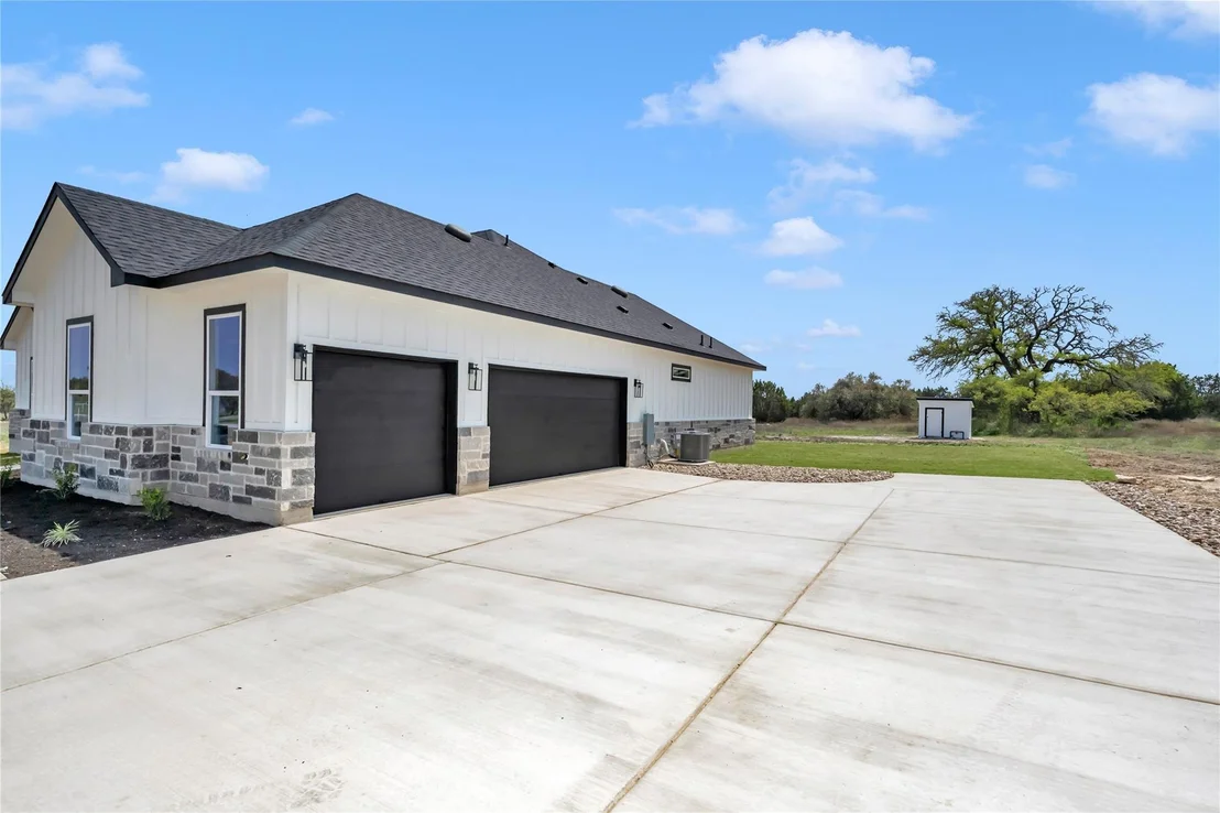 Photo of 112 Rosebud Ranch RD