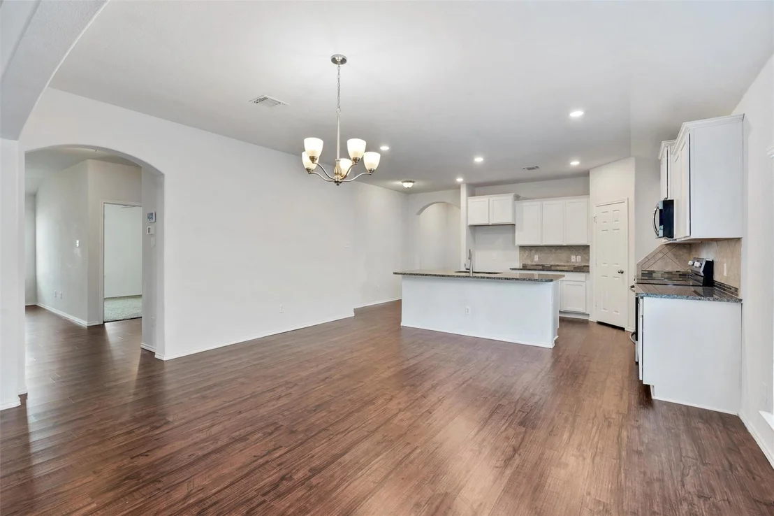 Photo of 6305 Tess RD