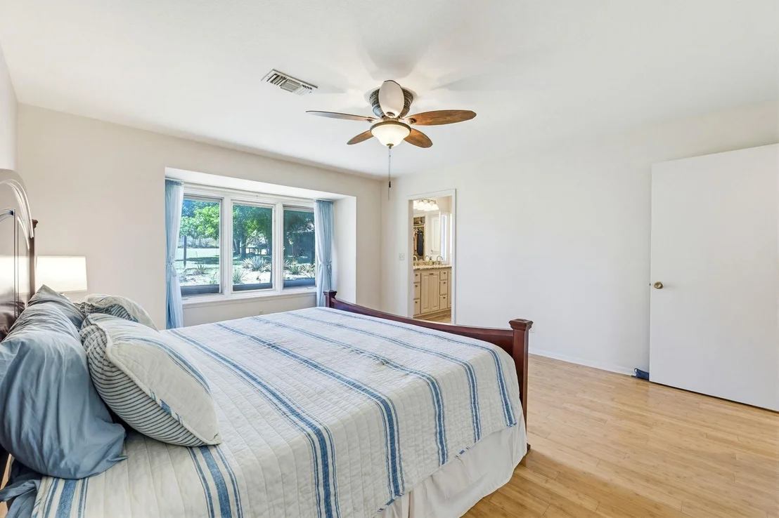 Photo of 20 Sheppard LN