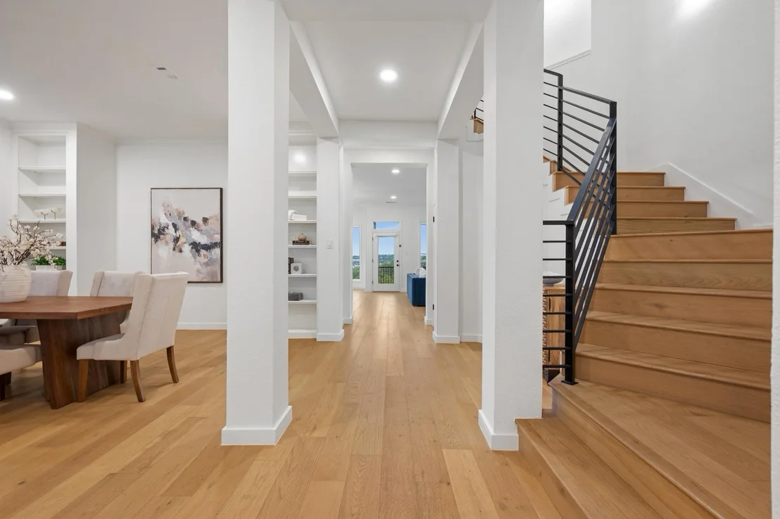 Photo of 5000 Valburn CT