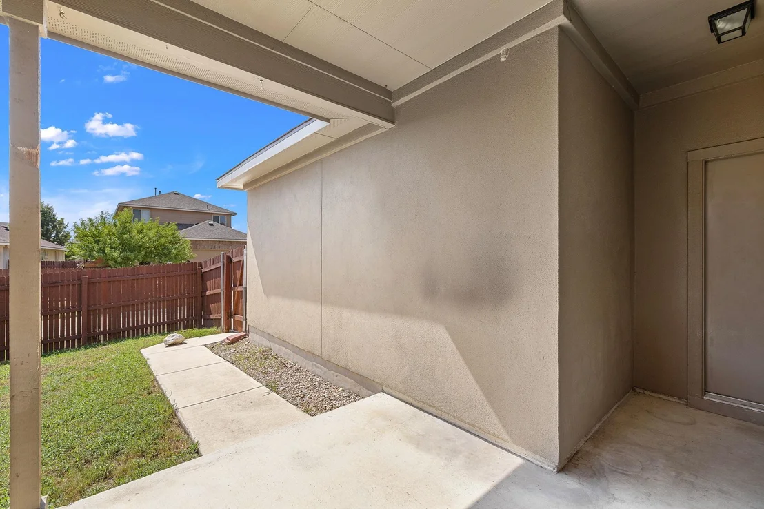 Photo of 1432 Blake ST