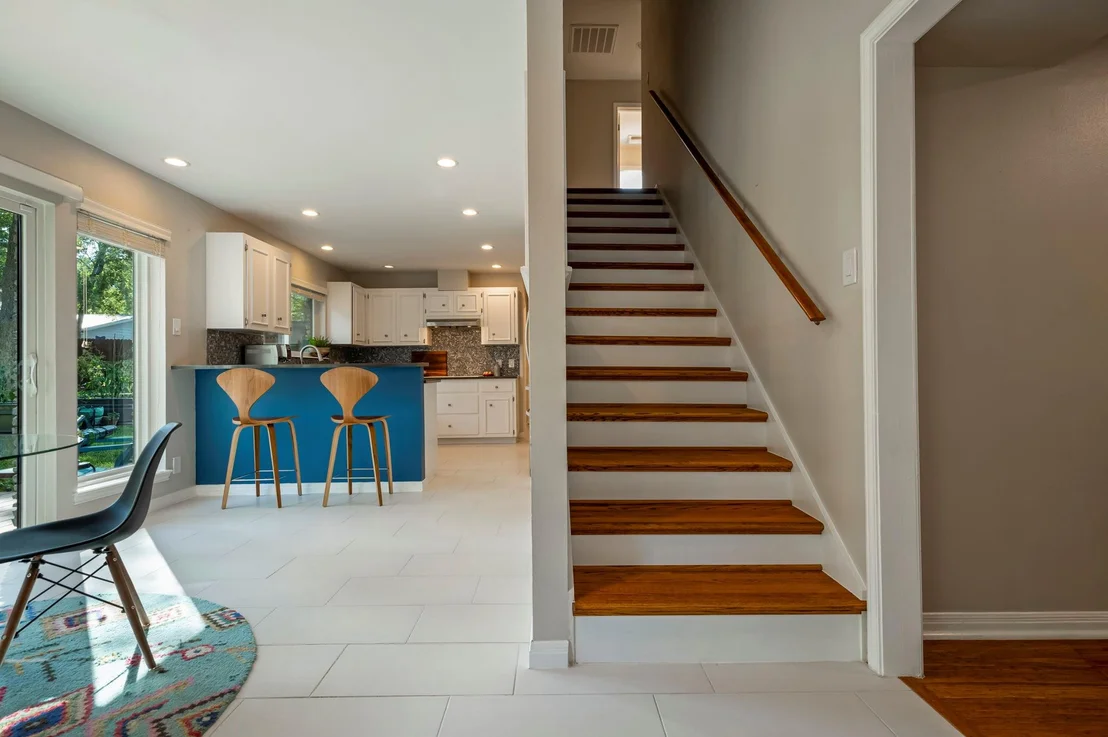 Photo of 2409 Lancaster DR