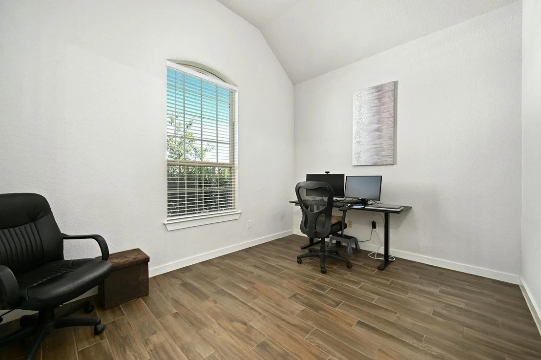 Photo of 4304 Sutter CV