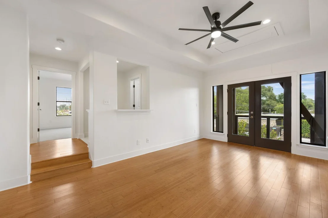 Photo of 1814 Maple Ave
