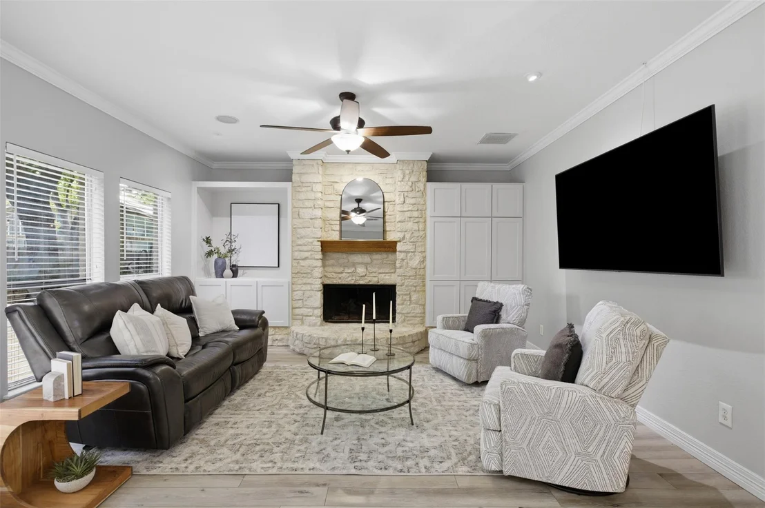 Photo of 9 Hillway DR