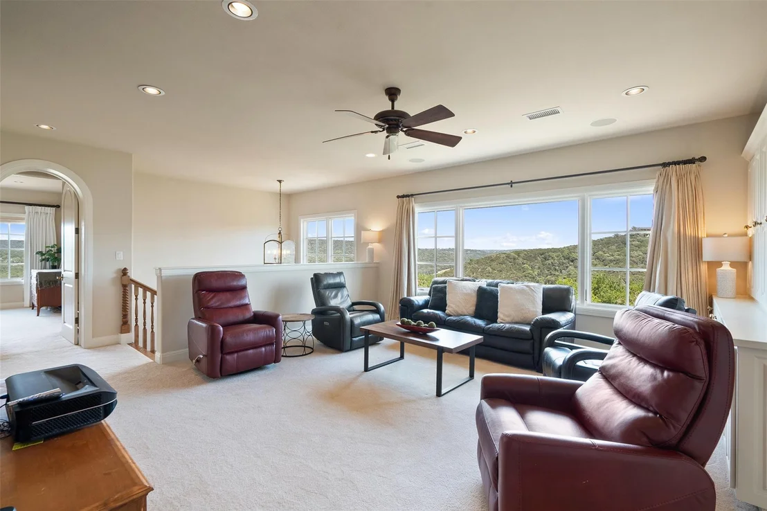 Photo of 6712 Valburn DR