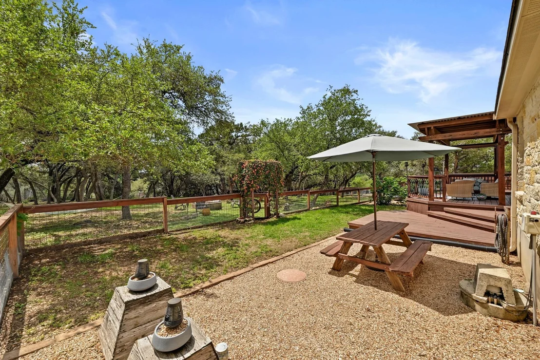 Photo of 615 Mountain Crest DR