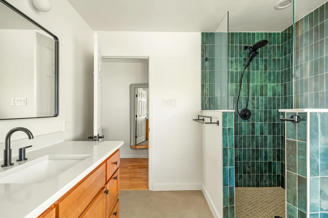 Photo of 909 Ruth Ave