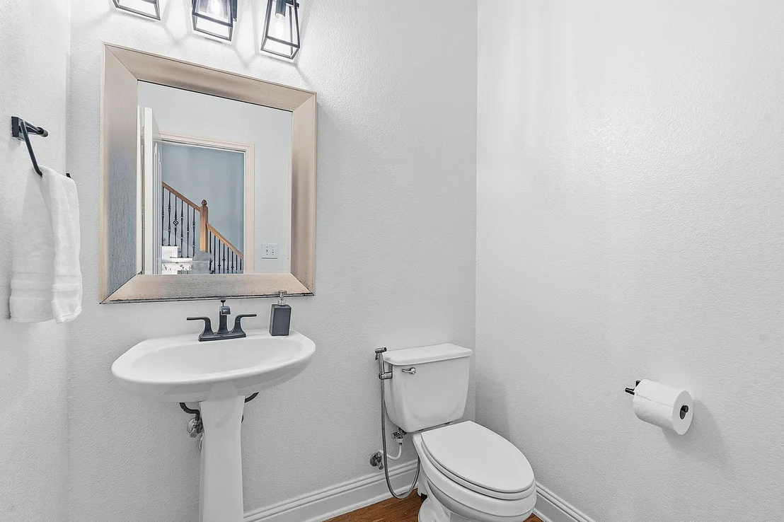 Photo of 2126 Clear Lake PL