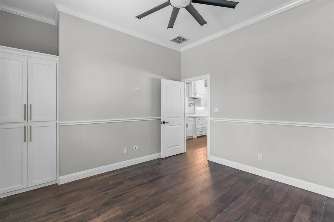 Photo of 152 Whitney Woods CIR