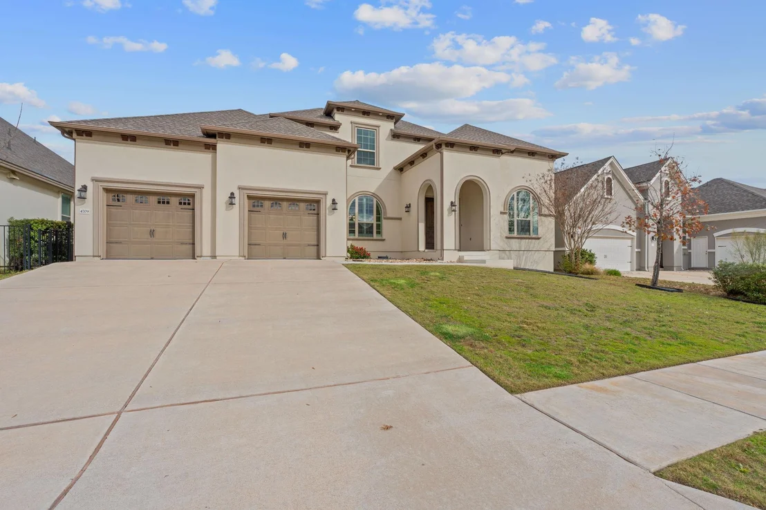 Photo of 4709 Napoli Shore DR