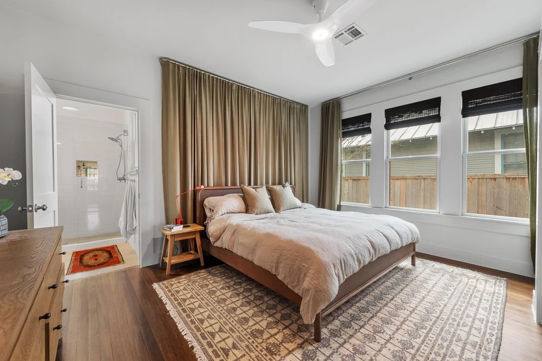 Photo of 4005 Avenue F Ave