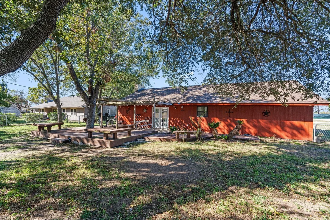 Photo of 106 Frederick LN