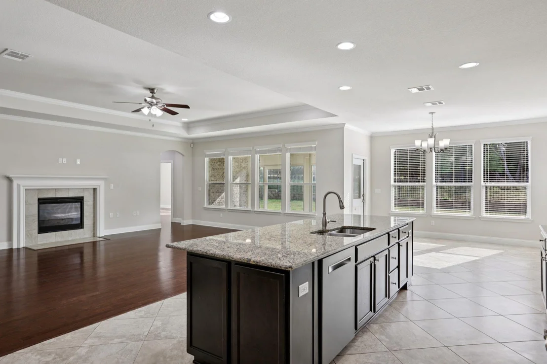 Photo of 507 Davis Mountain CIR
