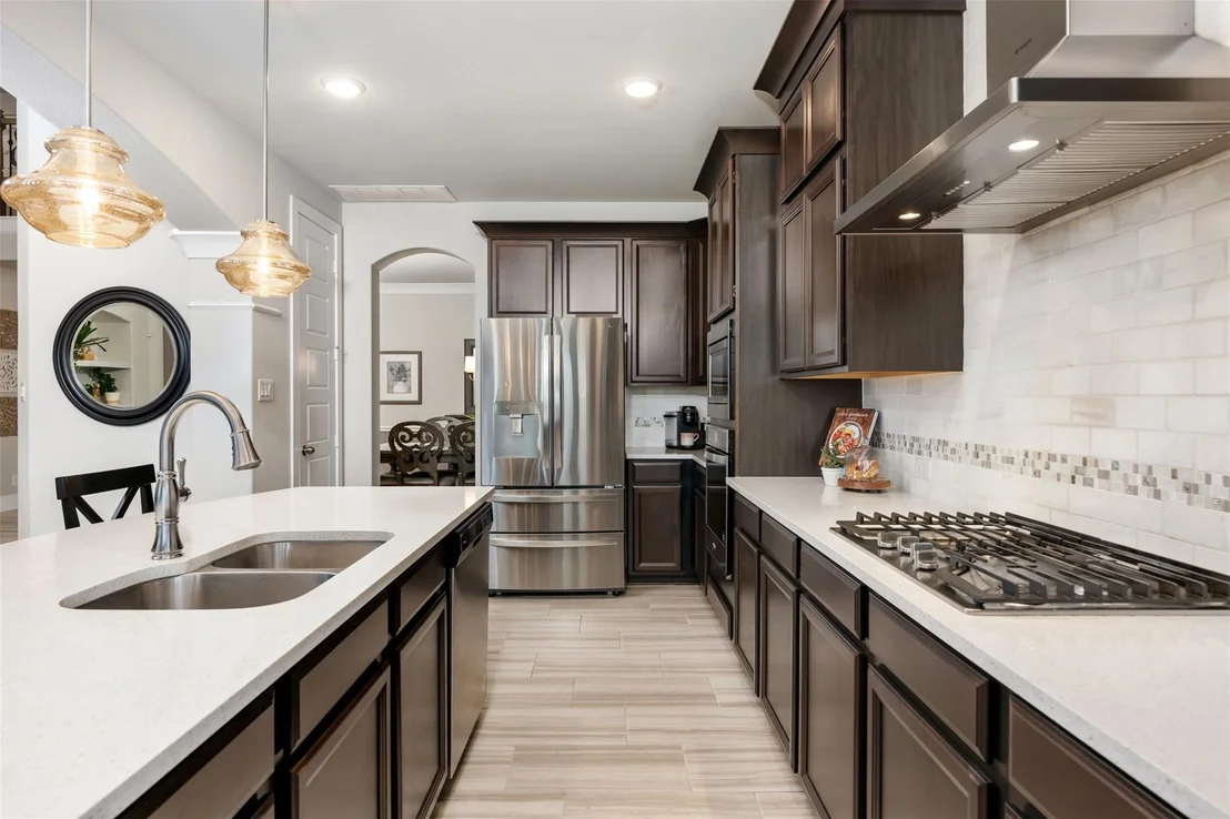 Photo of 2116 Ambling TRL
