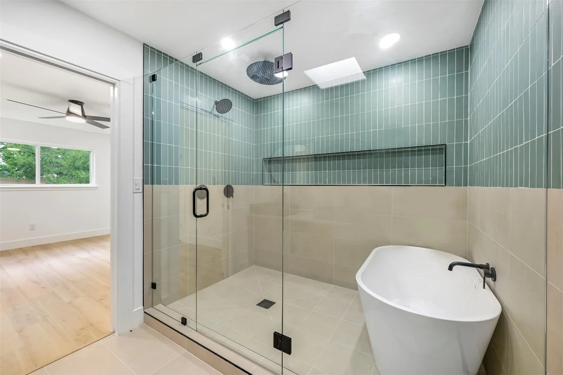 Photo of 3001 Cedarlawn CIR