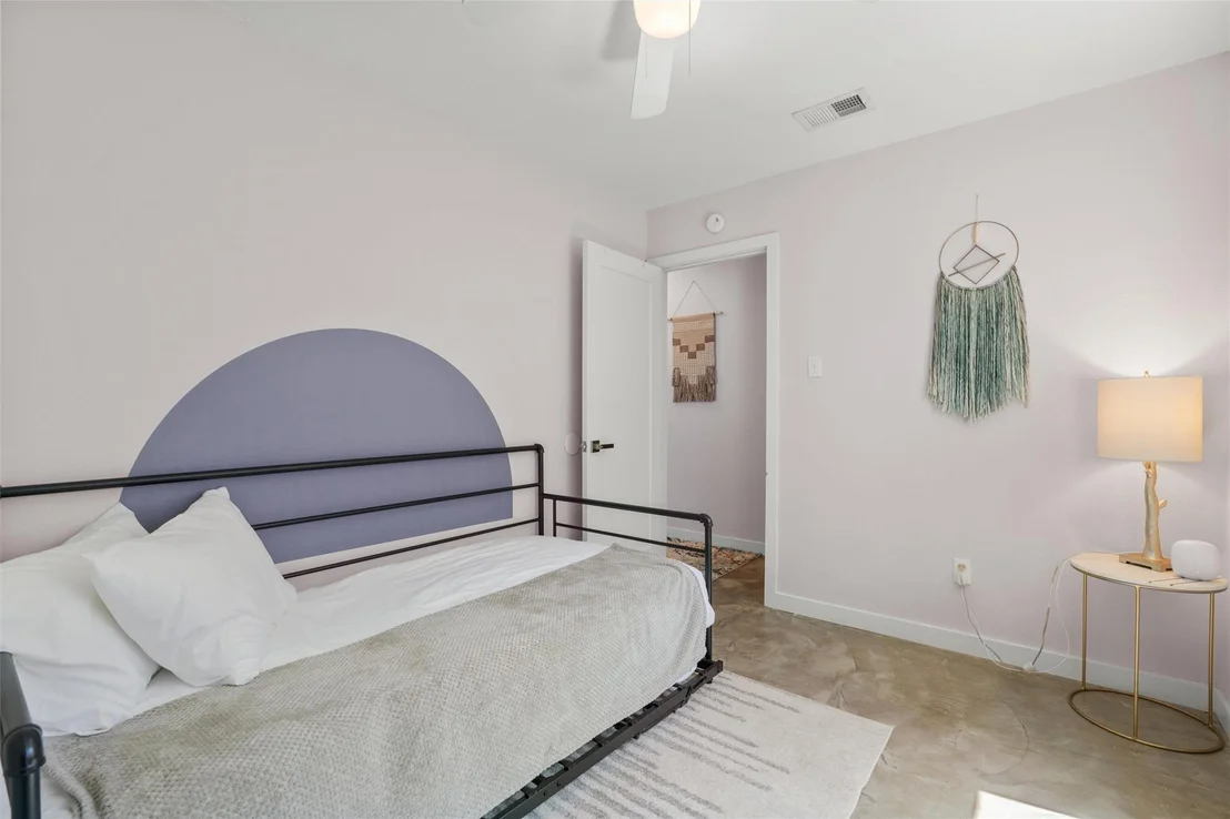 Photo of 1514 Turtle Creek BLVD