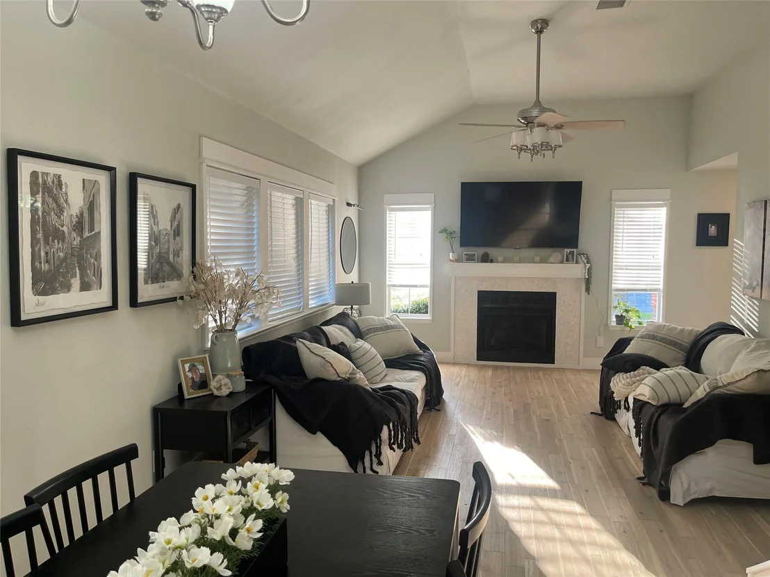 Photo of 16915 Ardisia DR