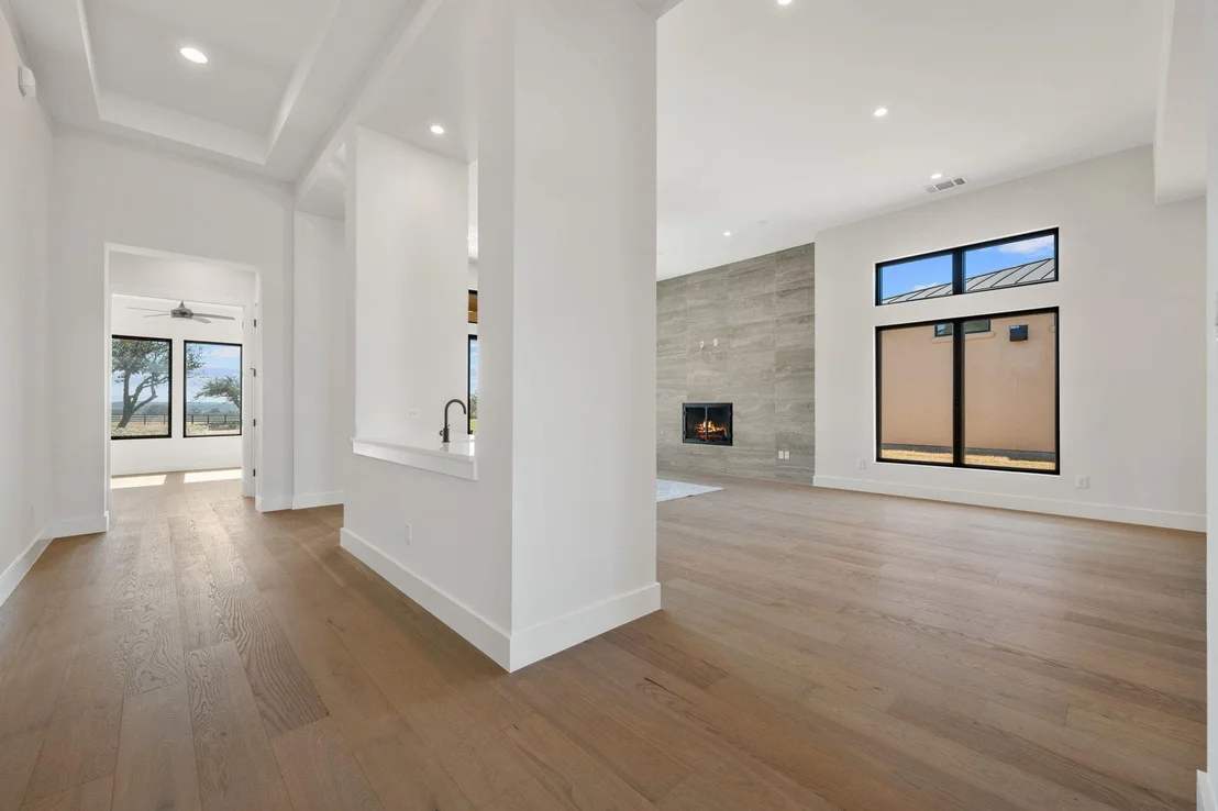 Photo of 2401 KAHALA SUNSET DR