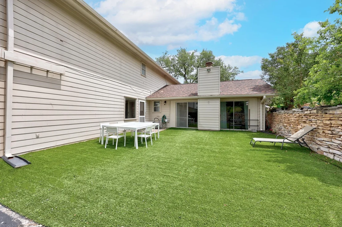 Photo of 13207 Mansfield DR