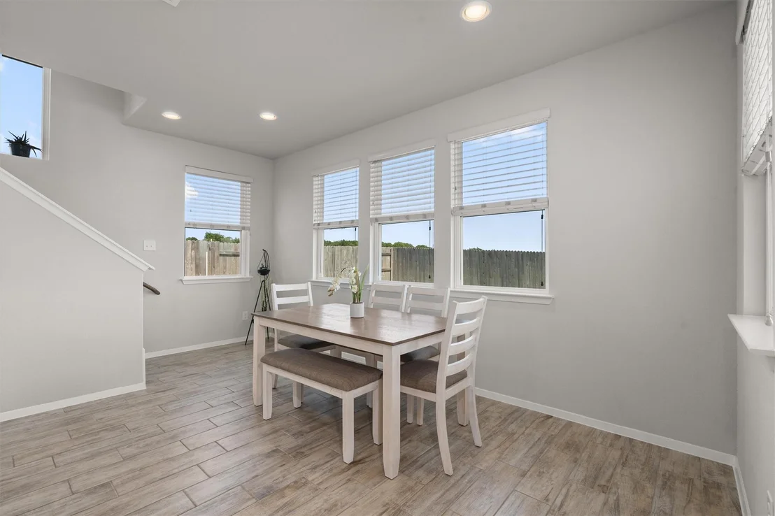 Photo of 420 Black Opal DR