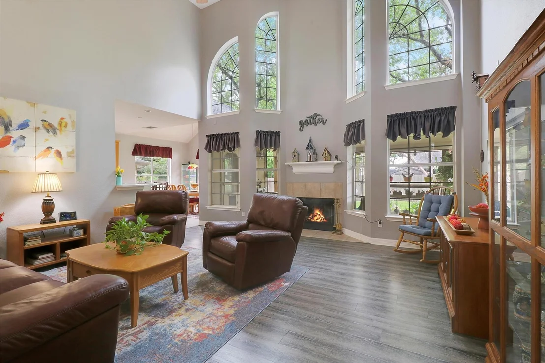 Photo of 1706 Clay LN