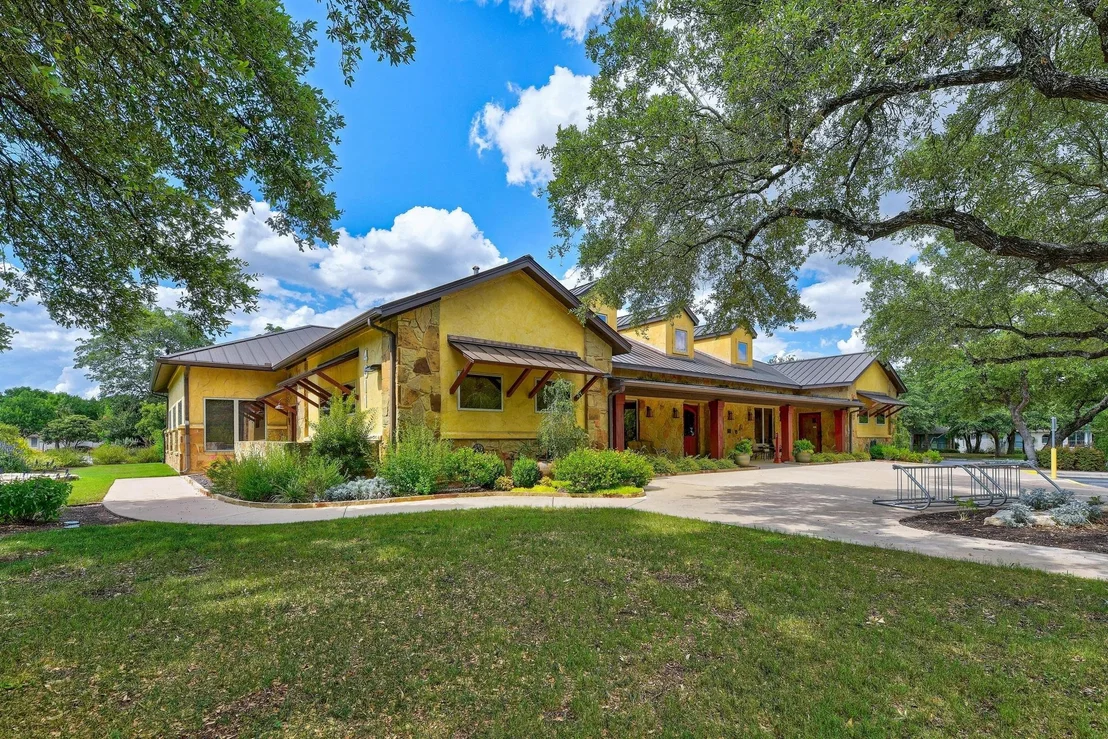 Photo of 811 River Walk TRL