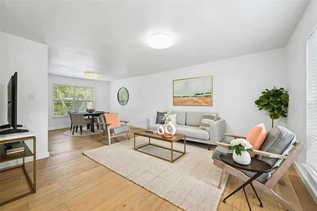 Photo of 1704 Fawn DR